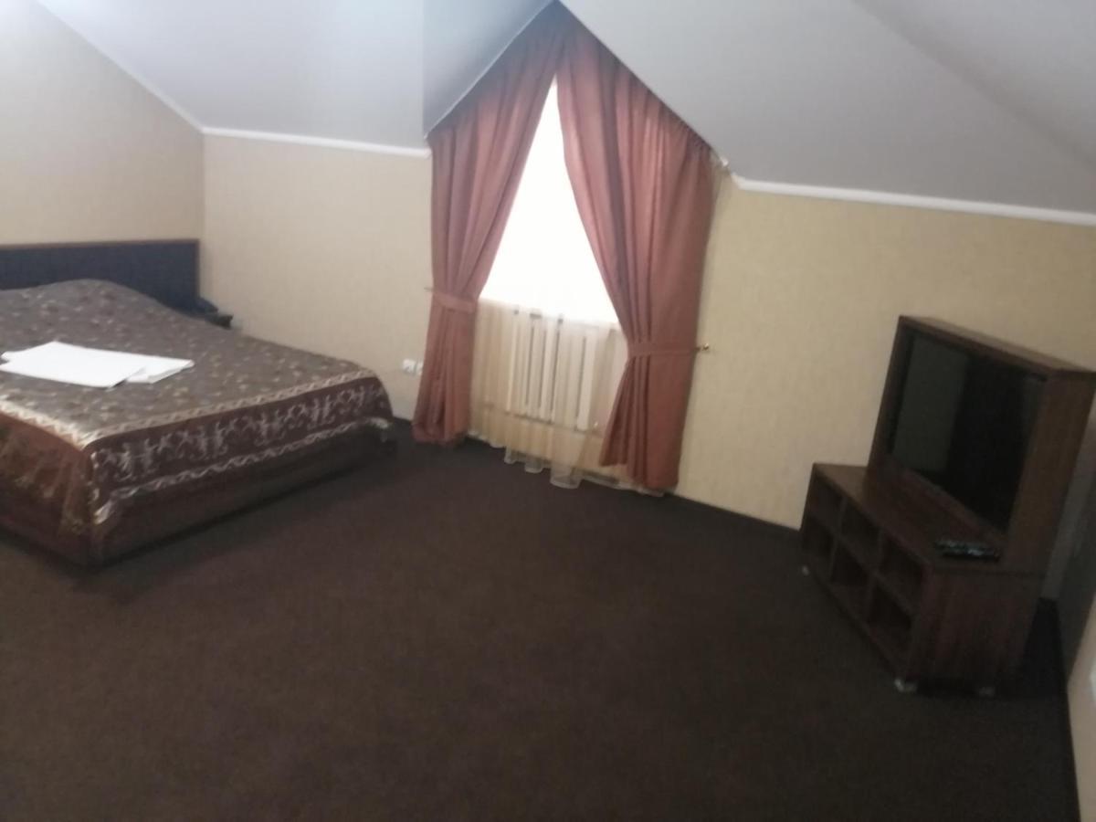 Tropicana Inn 우랄스크 외부 사진